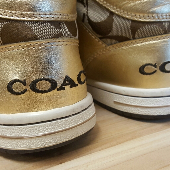 *SOLD* COACH SIGNATURE HIGH TOPS BASKETBALL - Picture 2 of 8